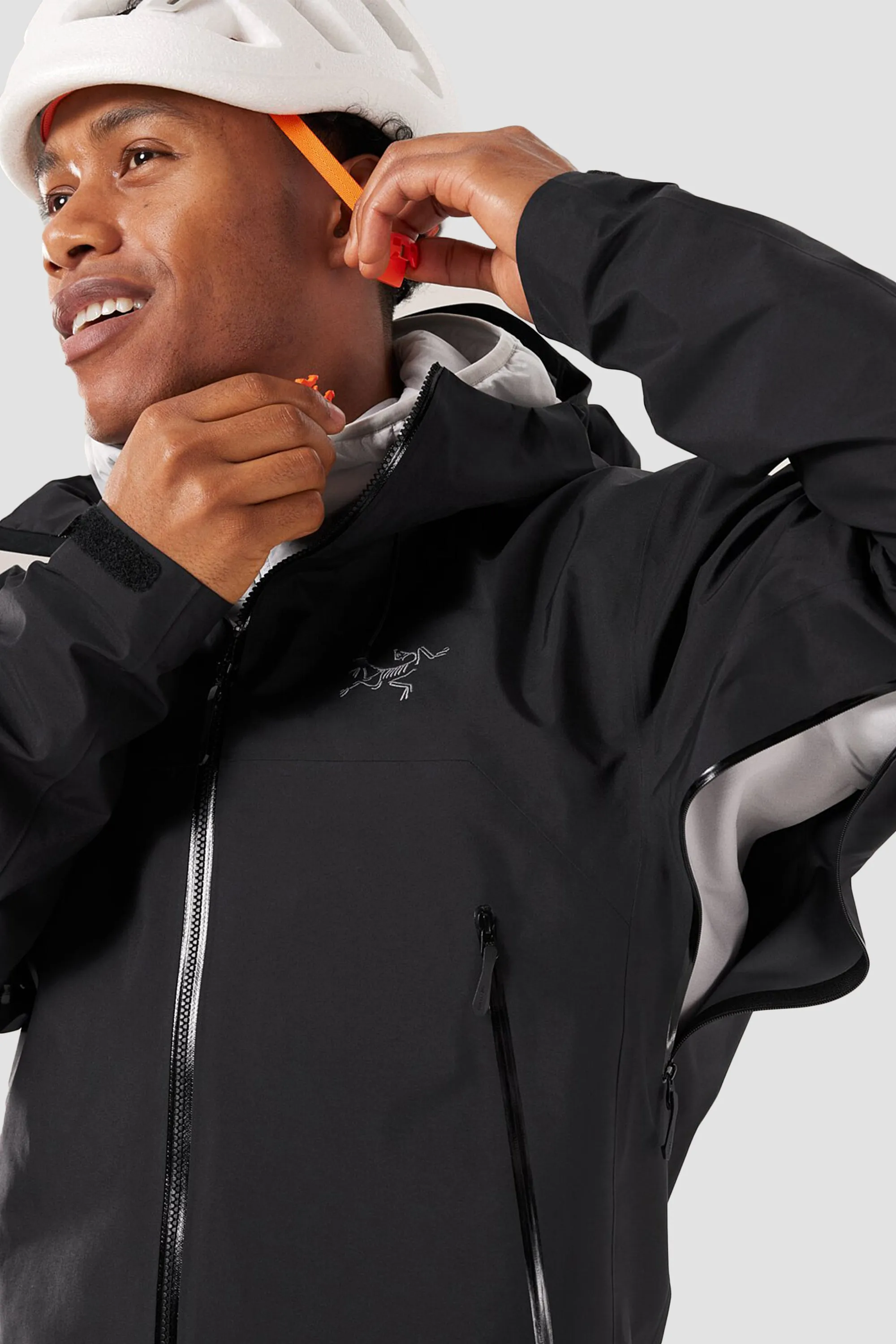 Arc'teryx Men's Beta Jacket in Black